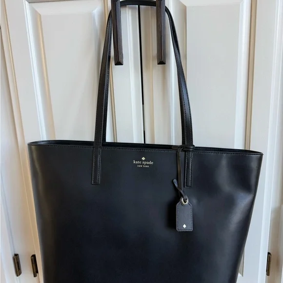 Kate Spade Janie Black Leather Medium Tote zip closure - Picture 3 of 9